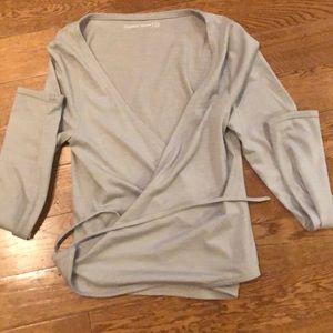 Outdoor Voices warm up “ballet” top